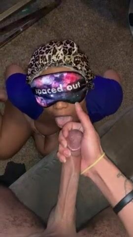 love nutting on her .