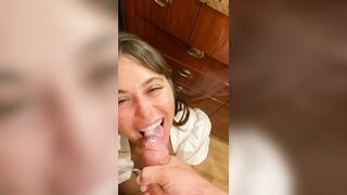 Cumsluts: Really enjoys getting her throat fucked ???? #4