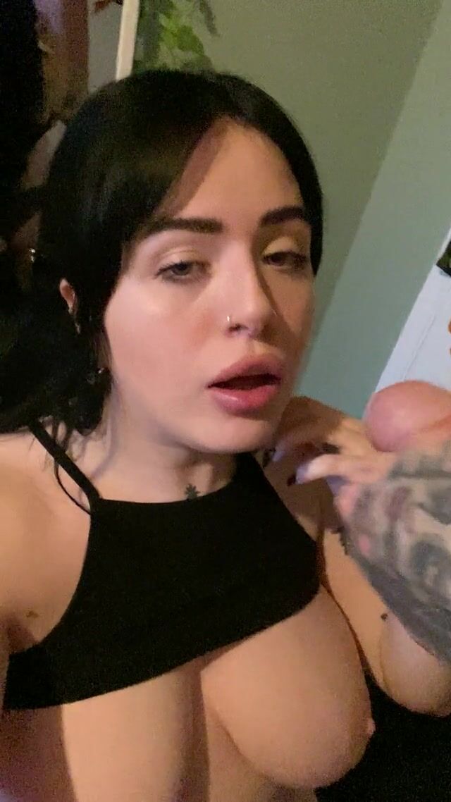 Lydia Ghost cum glazed