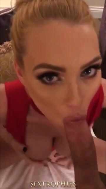 Thoses eyes and that dress