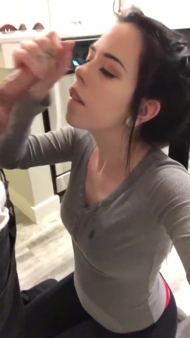 Cum Drenching Selfie