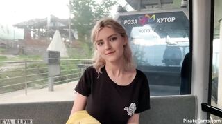 Eva Elfie Makes Him Cum While On Gondola Ride