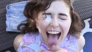 Leana Lovings loves eyecum