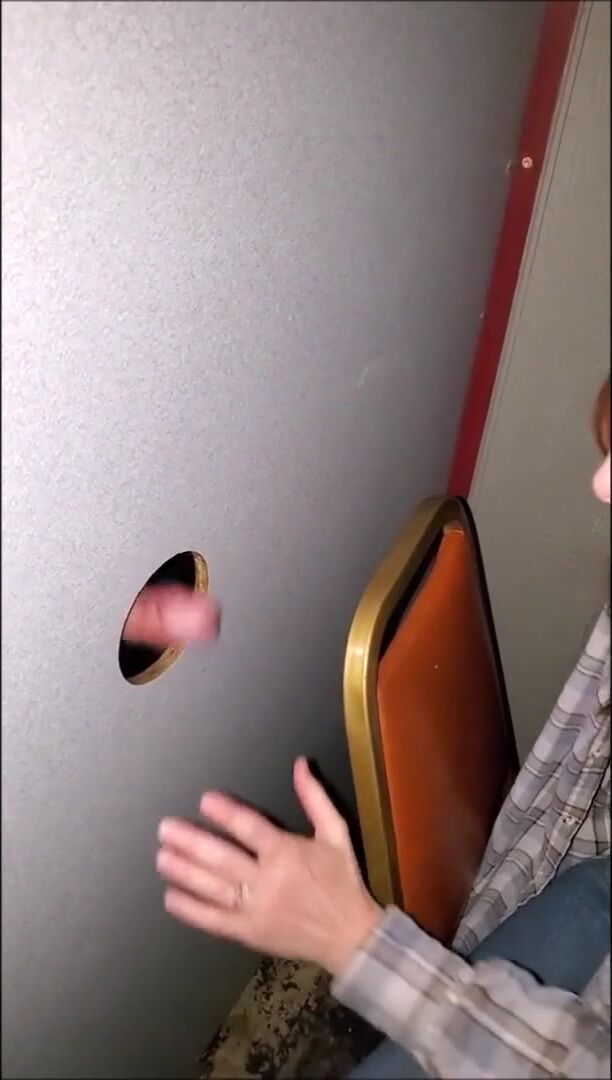 Wife gets surprise cumshot from Stranger