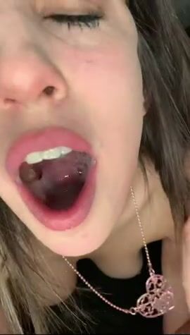 Imagine if my ass was filled up too ????