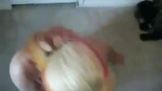 Cum Haters: The struggle is real! And the look she gives at the end is classic! #4