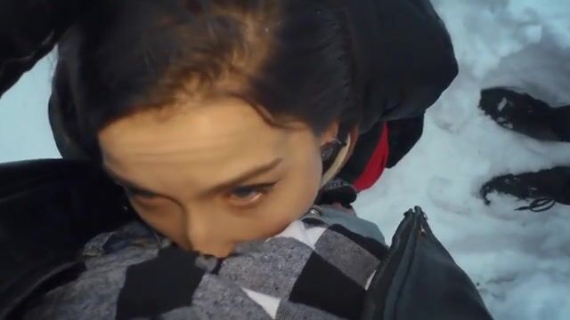 It's never too cold for the girls to share cum!